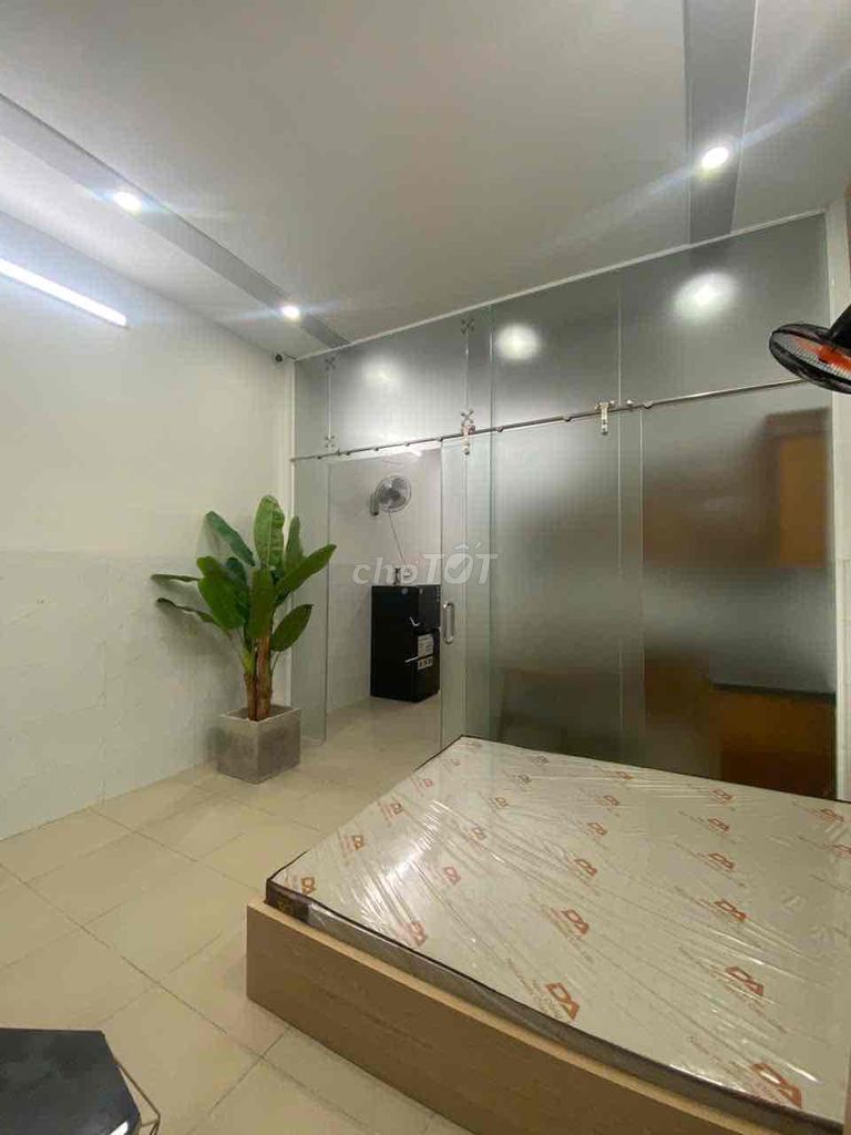 Rent apartment full-in-house service.
