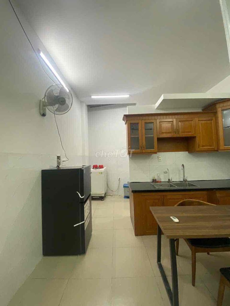 Rent apartment full-in-house service.