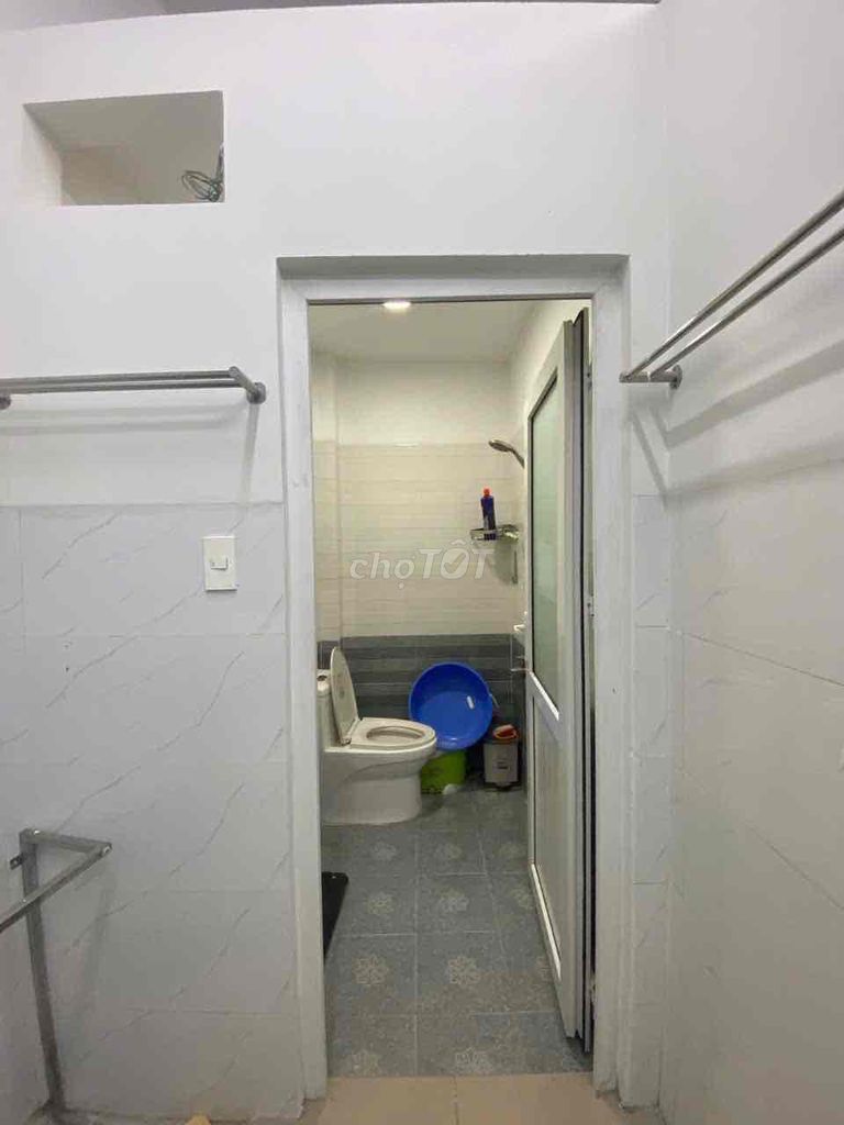 Rent apartment full-in-house service.