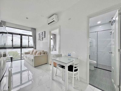 The apartment is a balcony bedroom full of furniture right here in China, Saigon Bridge, Ba Son.