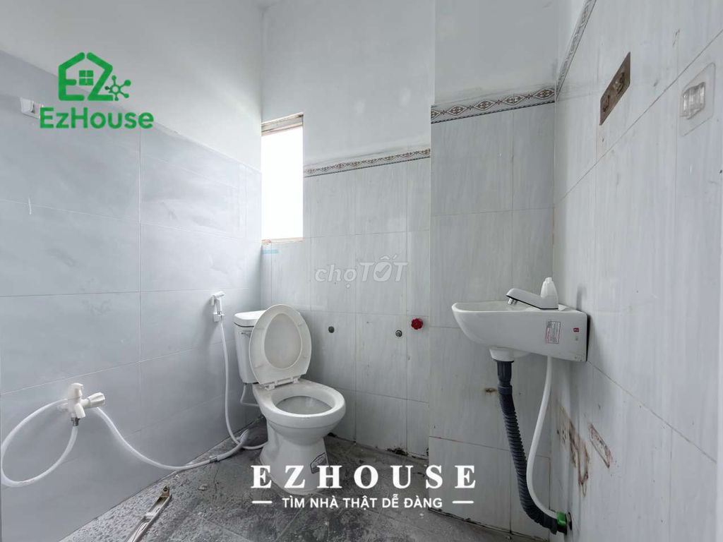 Only 1km to nttu - room full interior 3 million3