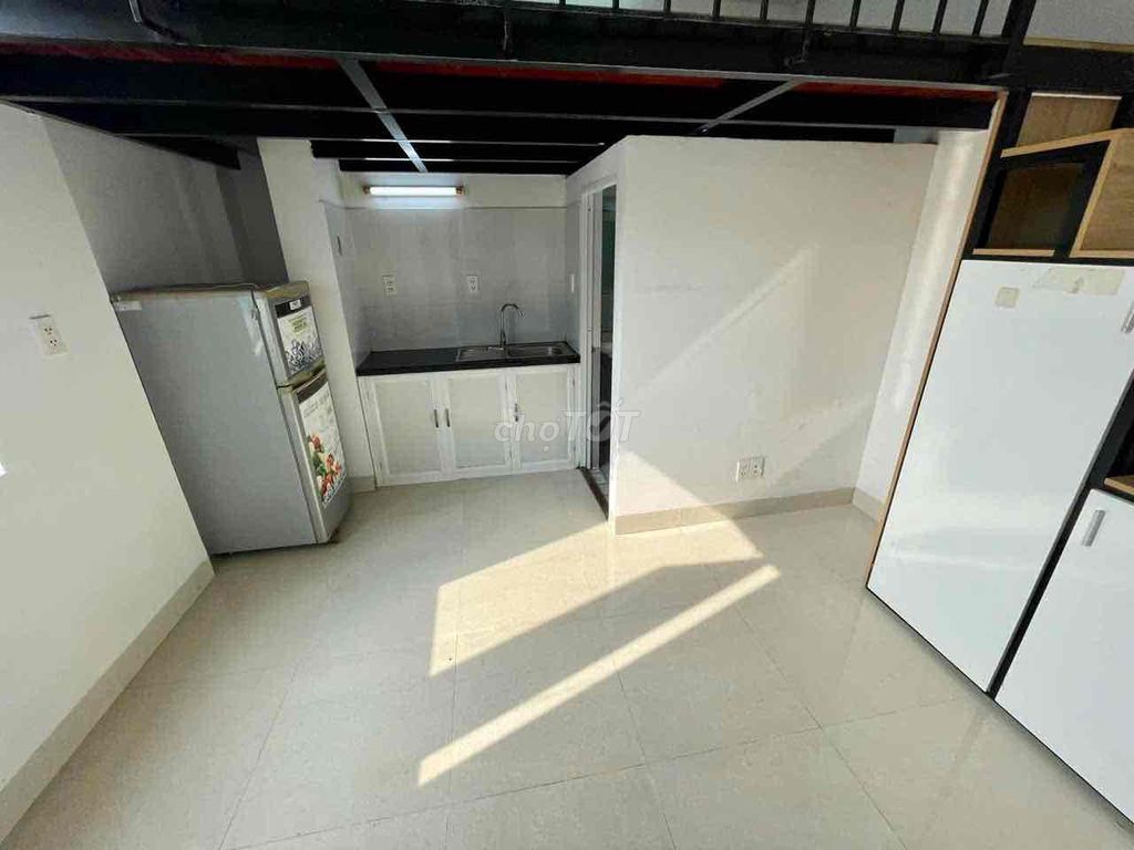 The room has elevators - student-wide vault.