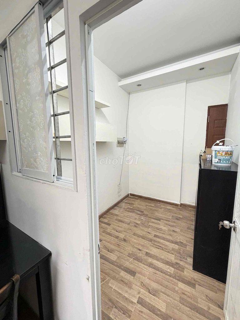 Rent apartments for students.