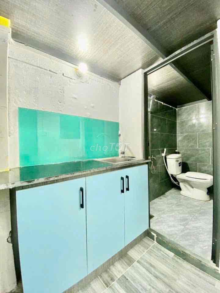 Nguyễn Oanh Hotel - 3 million a month.