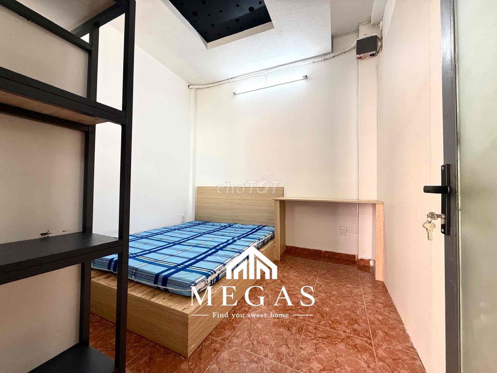 We'll rent out the first floor of the 2 Super Sleeproom.