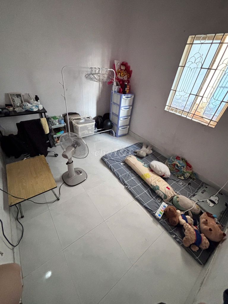 Rent room empty 10 meters 2 root house (unmaster)