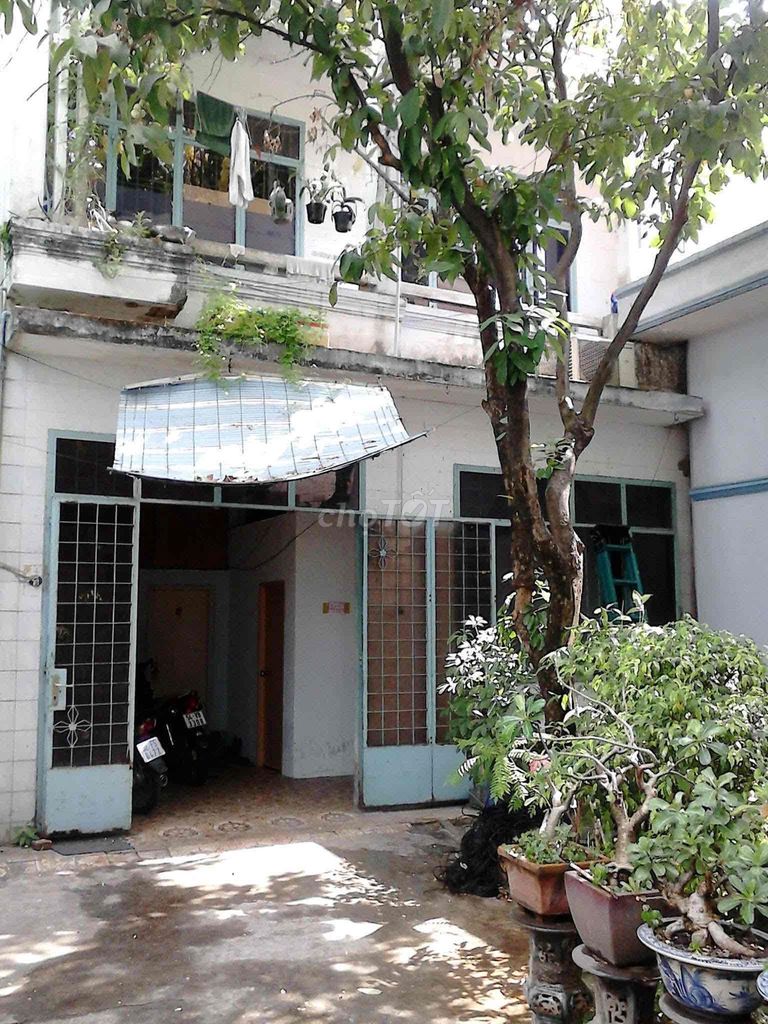 Rent a cheap motel-- 1 million eight a month.