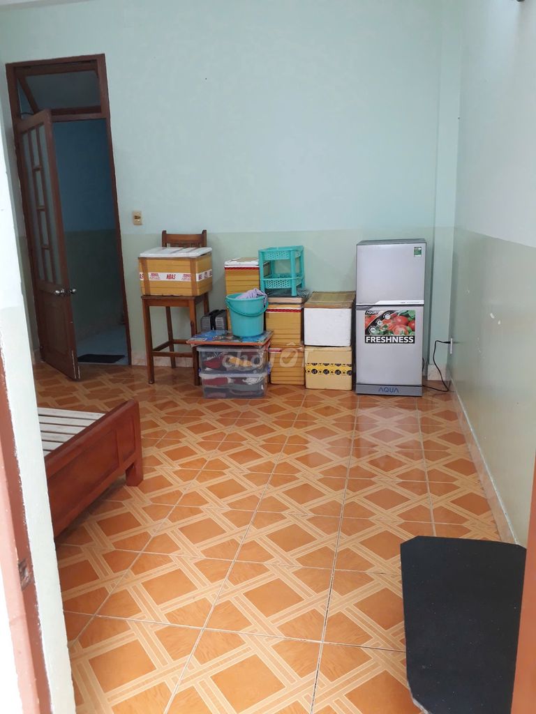 Q's room. Tân Phú 20 m2