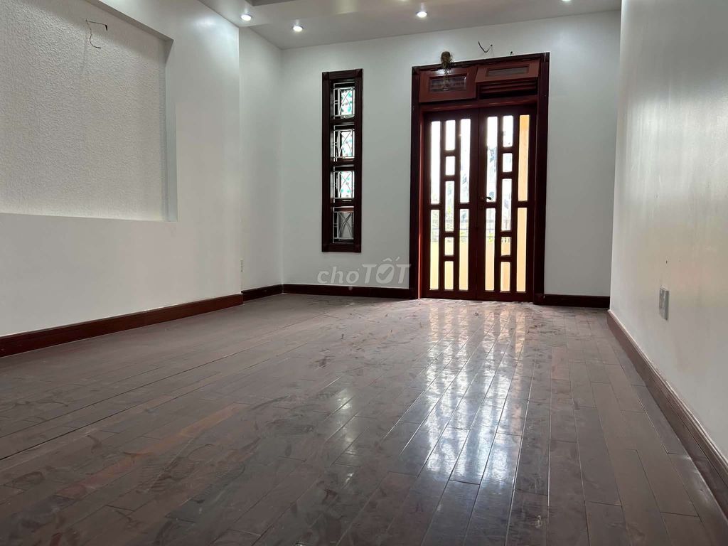 Let's rent it to the entire second floor.