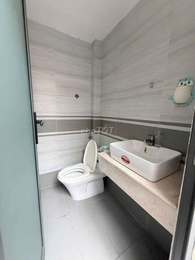 Rent the 4 million Bancoll House behind Gimalll Backs