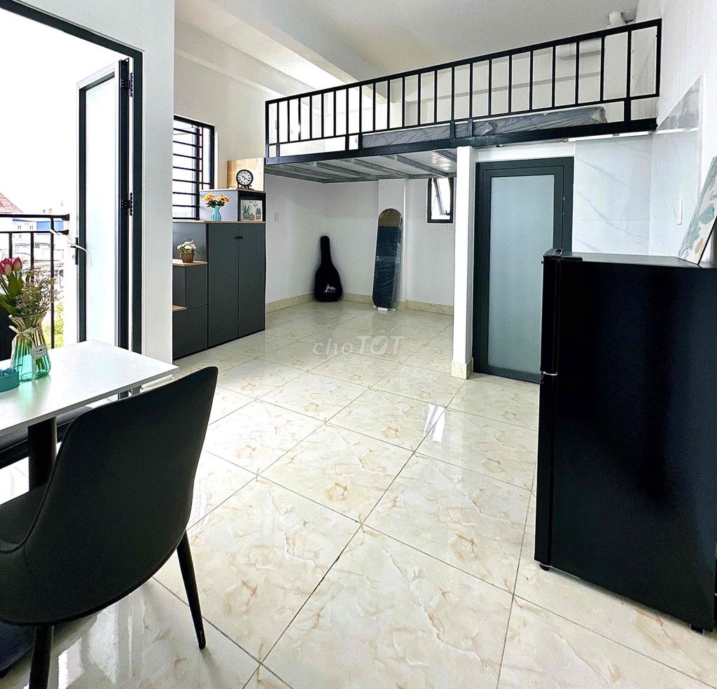 Full - furniture alone (the refrigerator, refrigerator, kitchen, mattress, kitchen).