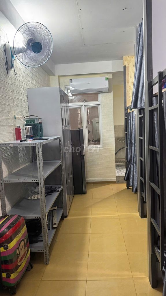 The dorm room is at the University of Constitutional Literature, near the University of Financial Finance, Cv.