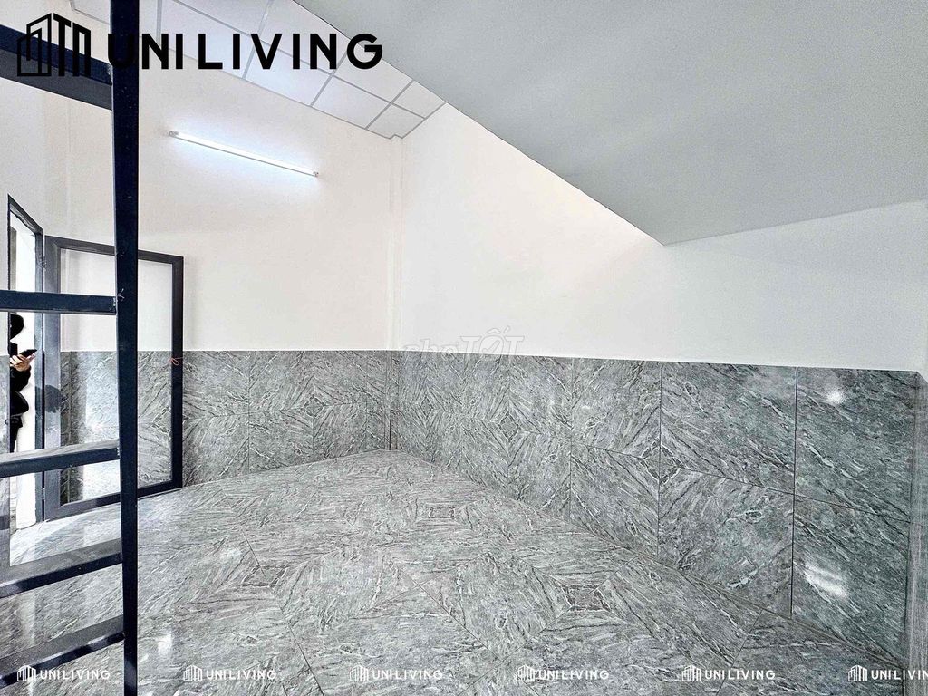clear the super-sized 40 M2 walk-in, hutech, eth, cool