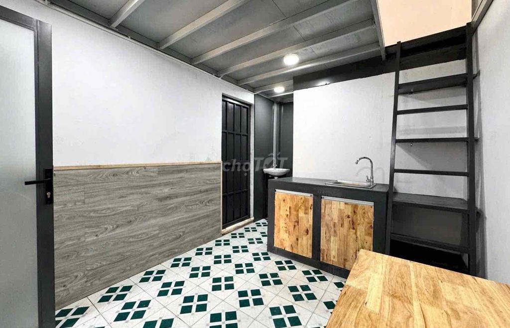 Rent room.