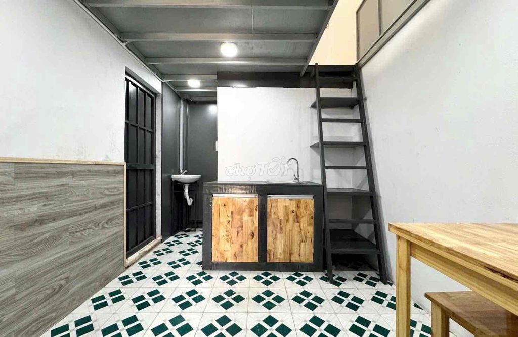 Rent room.