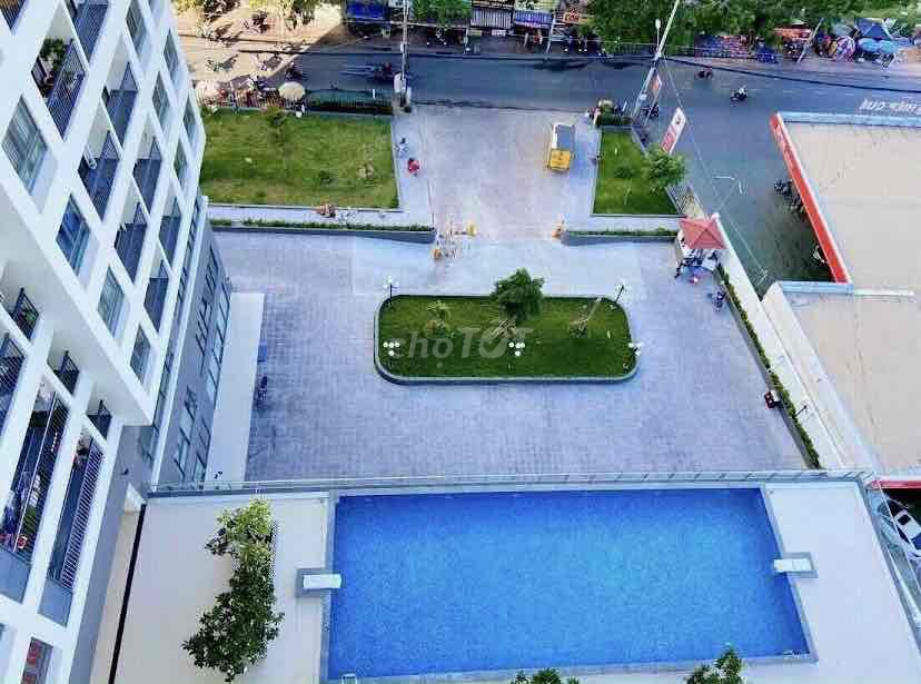 We need Pass on the Goldora Plaza Hotel near Sun's College.