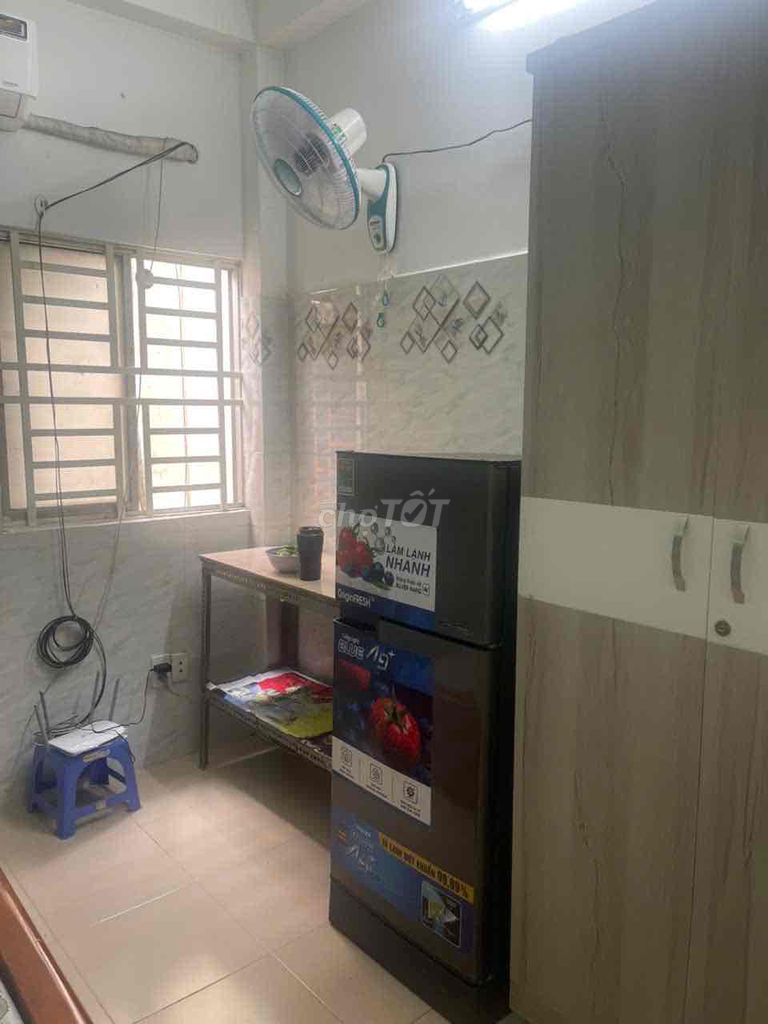 Rent a room on guard, a full house in Phú Nhuận.