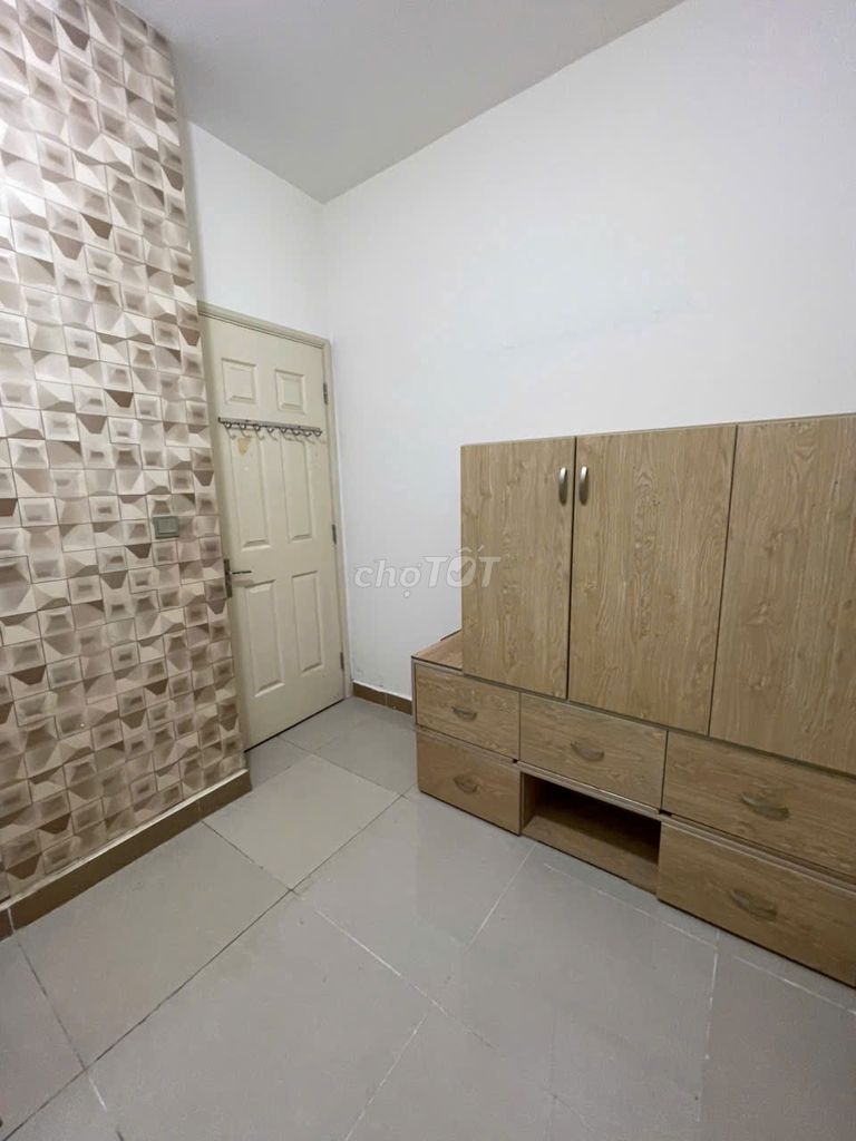 Rent a cheap room in the German apartment of Revenh 7