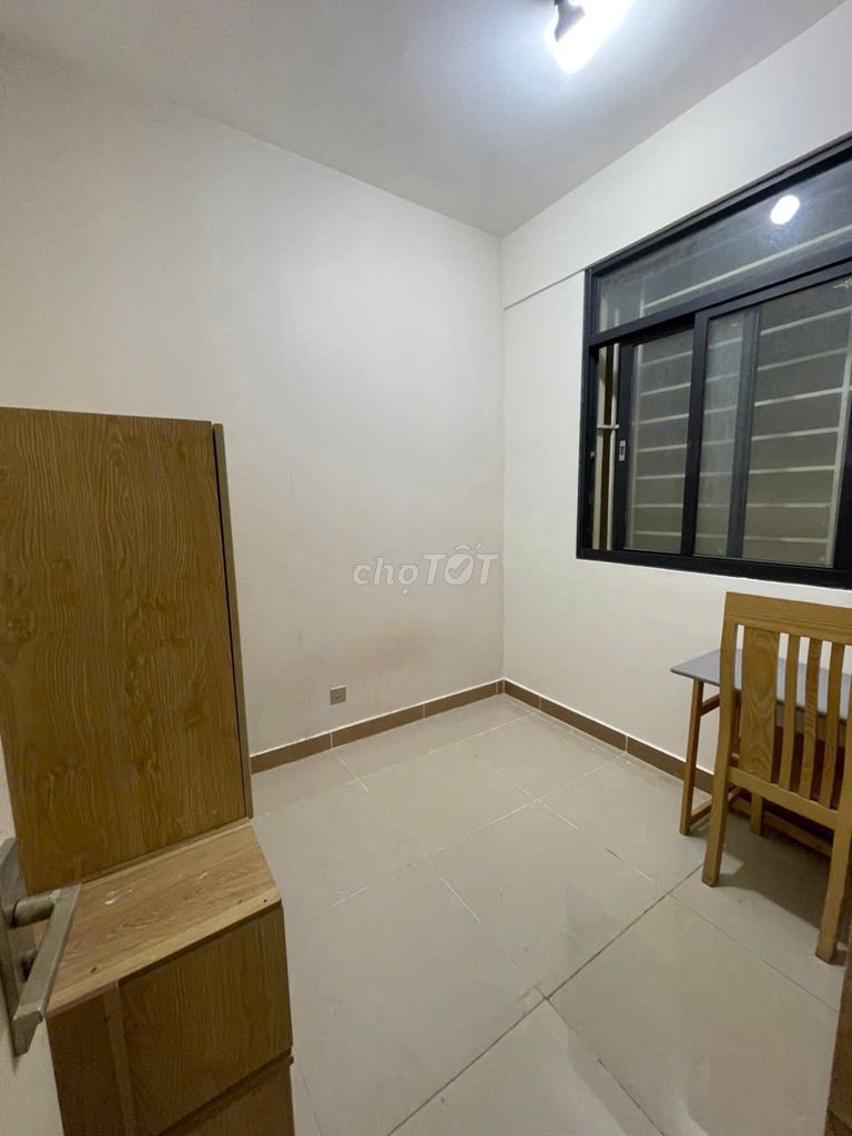 Rent a cheap room in the German apartment of Revenh 7
