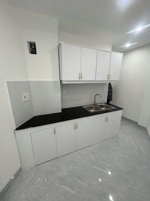 Three floors of healthy Phan, new building, 2.7 meters x 11 meters, 3 bedrooms, 3 toilets