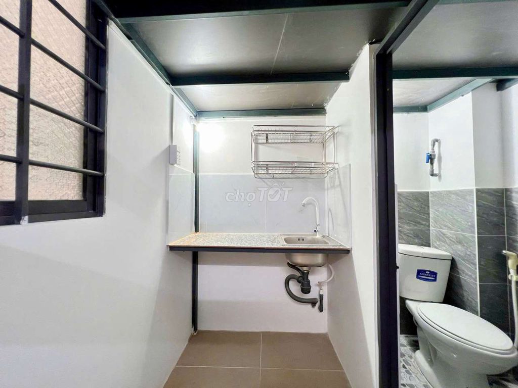 Rent the District 12 which is the Bridge, cvppCh, CVK