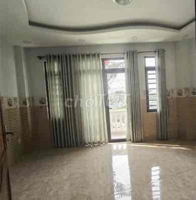 The hotel room has a cheap coolant balcony in the Gò Vấp area