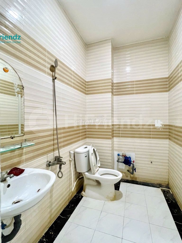 Rent a new and senior hotel, full comfort.