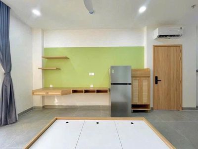 Right in the super apartment, brand new. - Peace elevator up to the room.