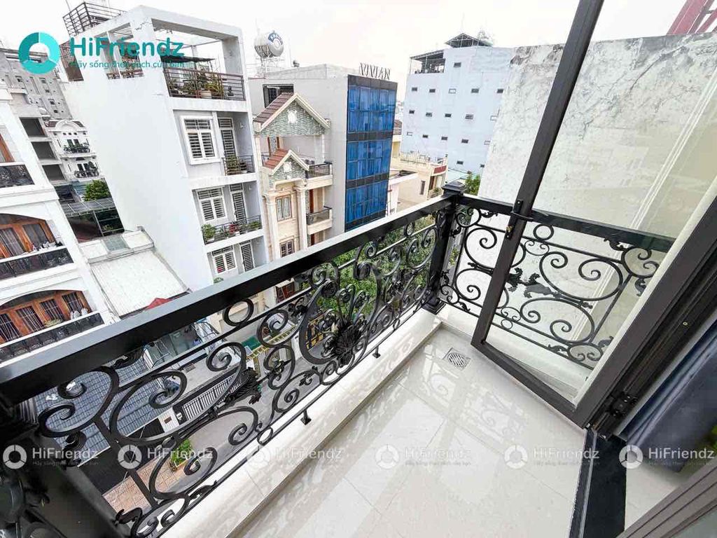 Rent the balcony studio full Lâm Văn Bền interior covertte mart