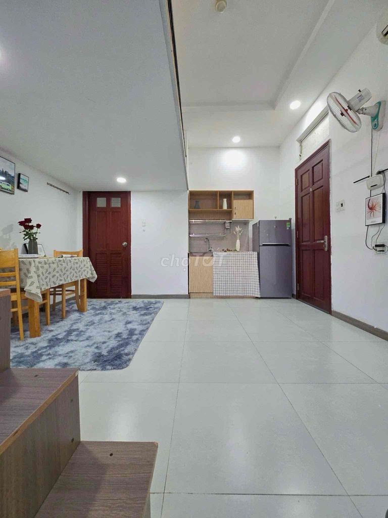 Rooms with wide walls - full interior - Dương Quảng Hàm