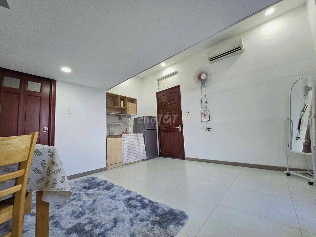Rooms with wide walls - full interior - Dương Quảng Hàm
