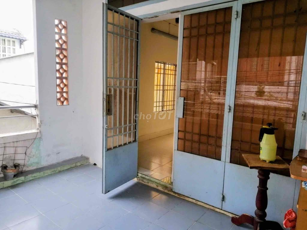 Inn, District 12, 16 m2 next.