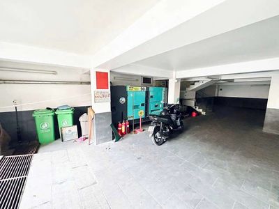 Rent a building once and for all, Bình Thạnh - A six-story vault - 5 X18 M