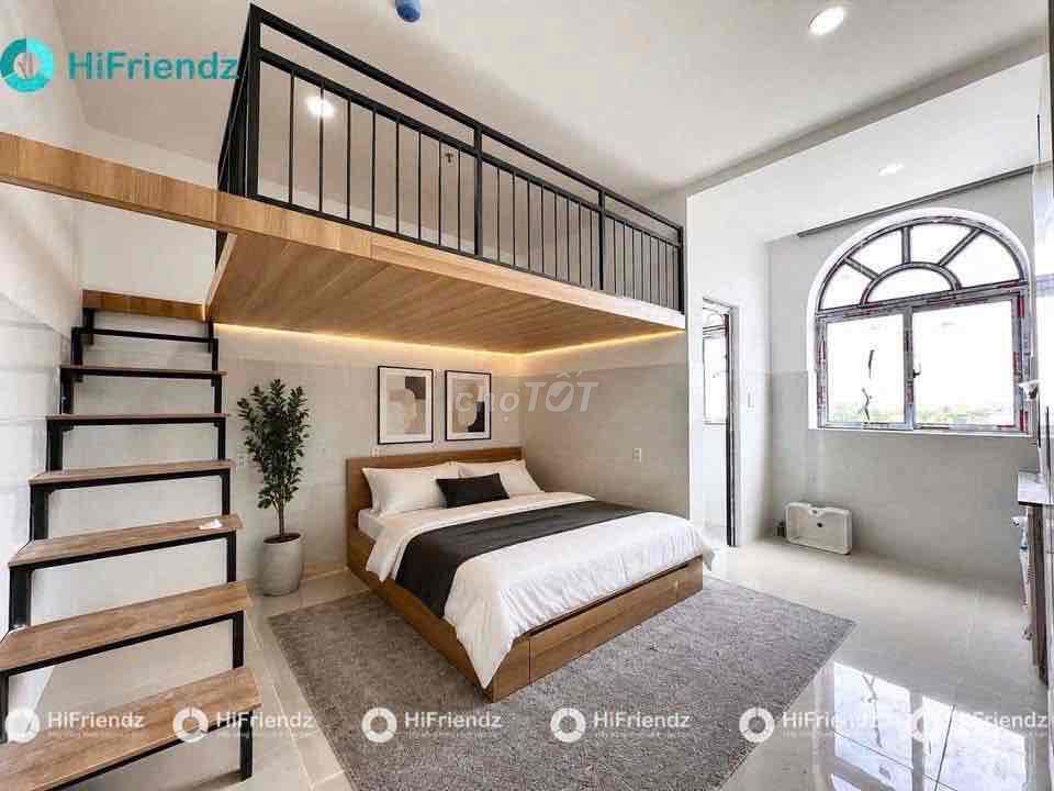renting new rooms 100% across the back gate vlu