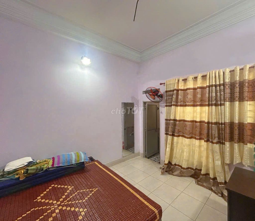 Rent the entire 3rd floor - 3 rooms - 260–7 million/month near aeon Tân Phú