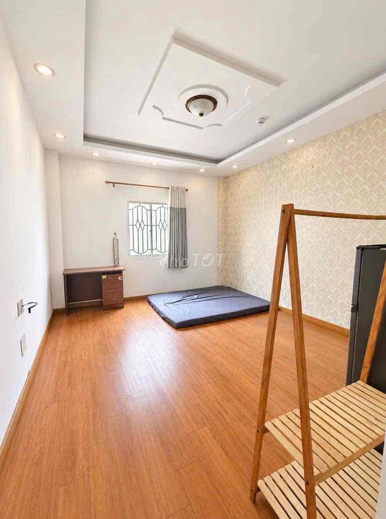 Check out the Bùi Đình Tuý cash room.