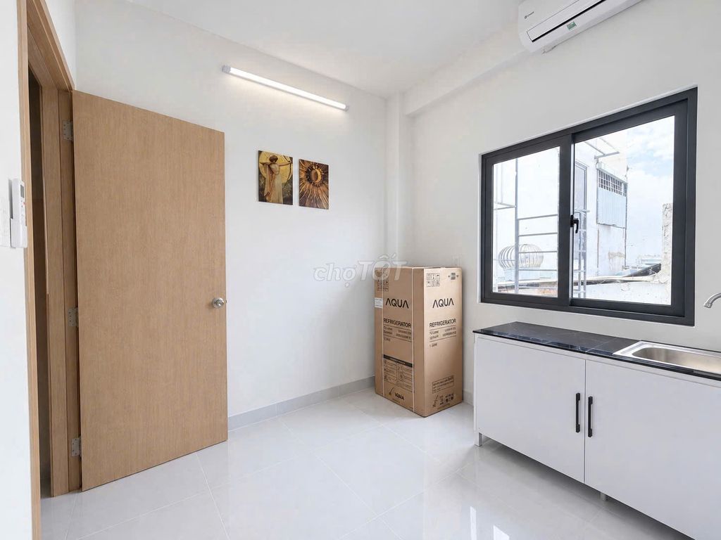 4 million3-4 million and a half Heavenly Window Room 310 dqh full interior