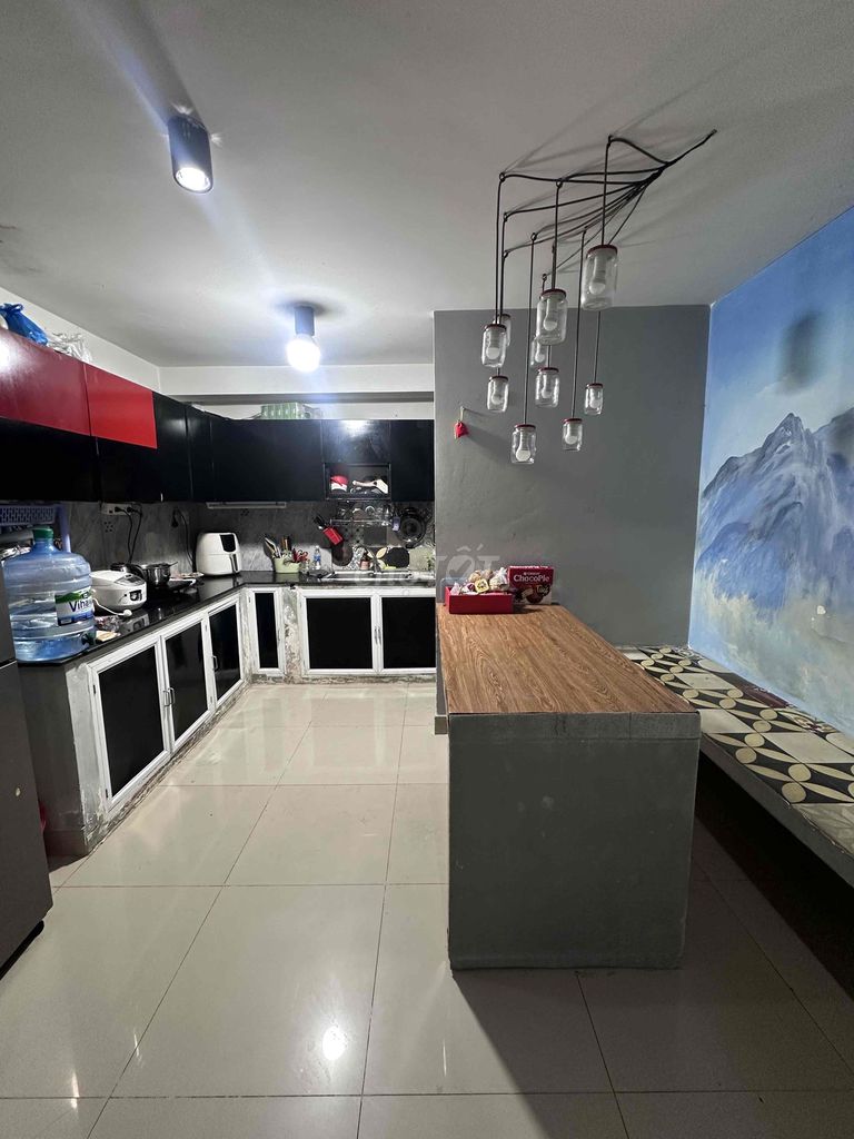 share 1 room in the original house