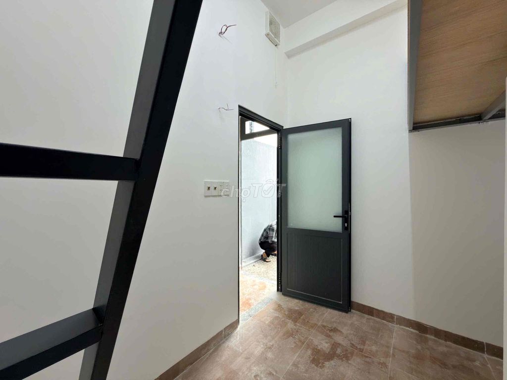 The lowest room Vườn Lài is currently - limited number