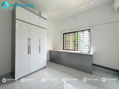Renting the new Studio Window of District 10 near Ueh Economics, University of China Sen