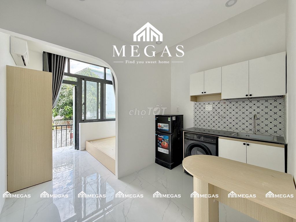 A full bedroom lakeview - global City District 9