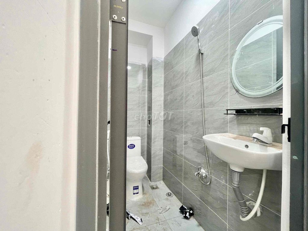 Tell Zhang 2 student bedrooms in the SEO