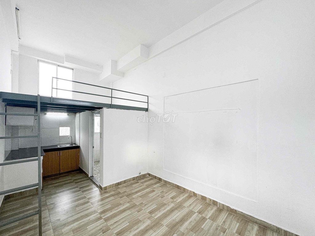 Rent a cheap student room at the gate of 3 cvpm--fpt college.
