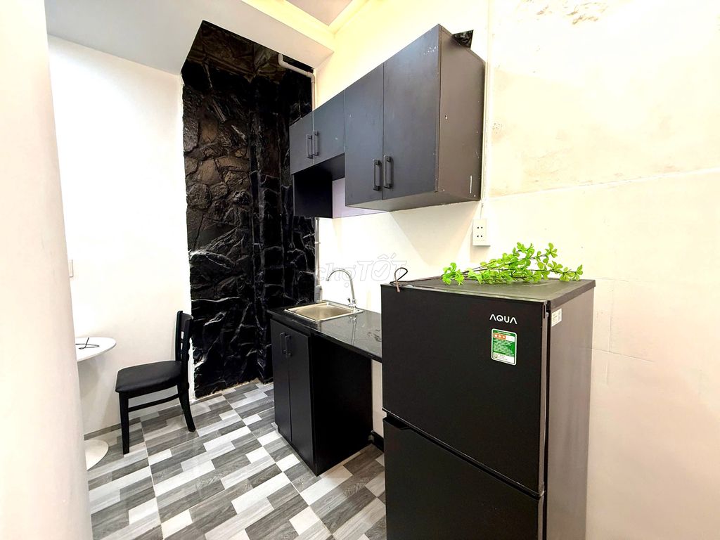 Pass the kitchen room-- Cô Bắc-Phú Nhuận
