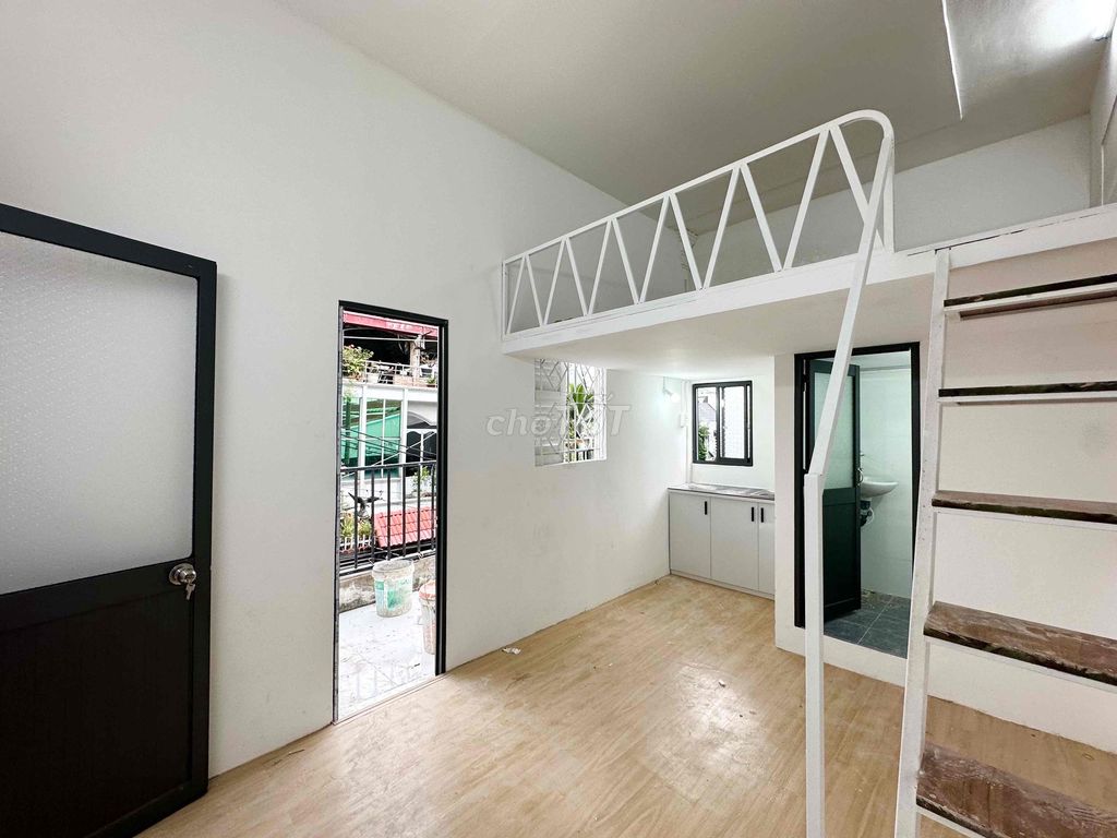 Open the new suite in Quang Trung Bridge.