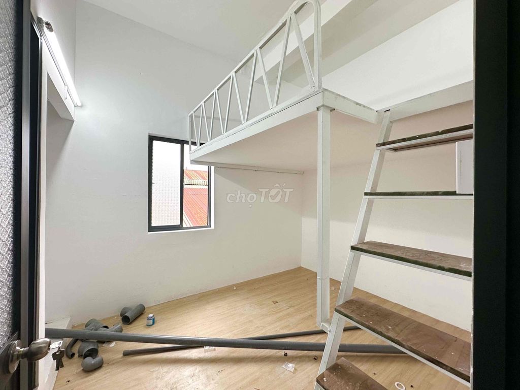 Open the new suite in Quang Trung Bridge.