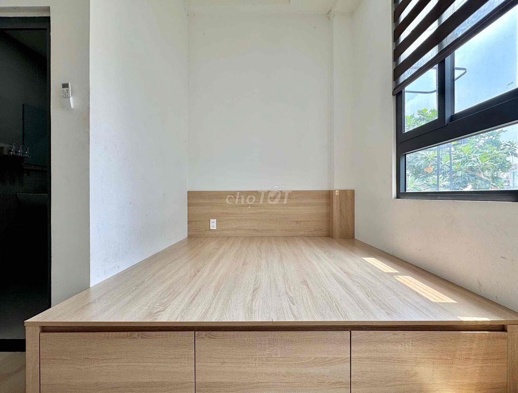 Aeon Tân Phú-full interior window studio
