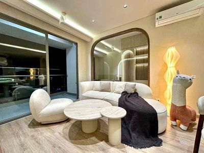 River Panorama - The best three bedrooms on the 25 million.