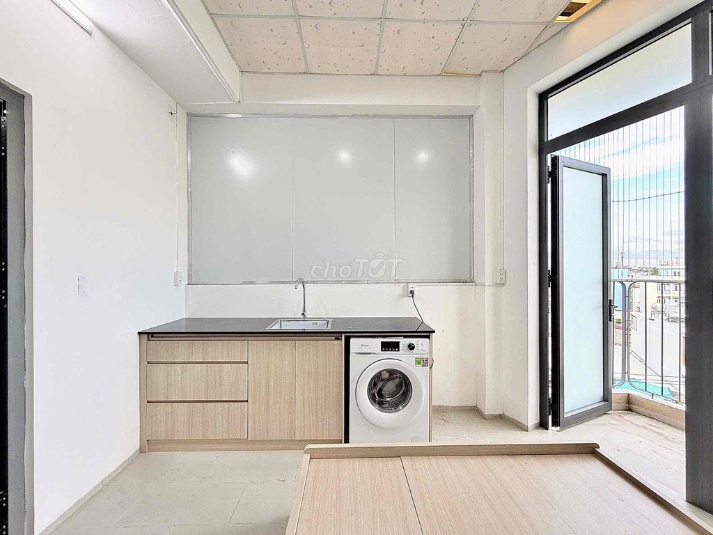 I need to move because the workspace is far away, so pass the room room full of furniture in st