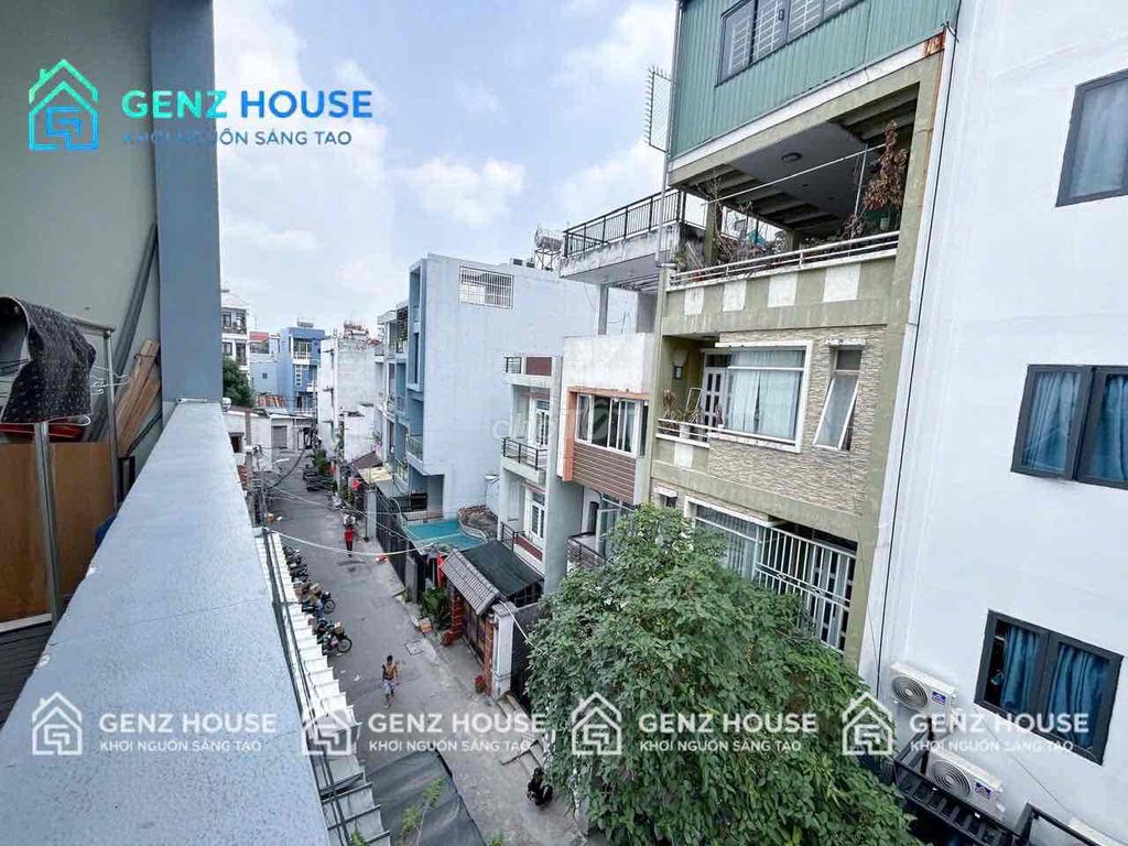 A room with a guard, a balcony, furniture with a new H.